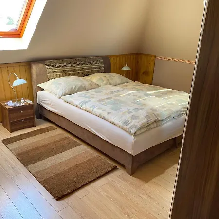 Apartament Panka Vendeghaz Emeleti Balatonboglár